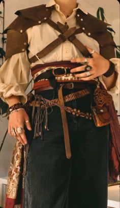 Dnd Aesthetic Outfit, Pirate Outfit Men Aesthetic, Pirate Male Costume, Fantasy Pirate Outfit Male, Mens Renfaire Outfit, Pirate Outfit Men Drawing, Male Renfaire Outfit, Pirate Core Outfits Men, Pirate Outfits Aesthetic