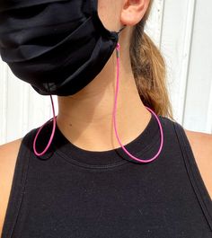 A waxed cord face mask lanyard. The purpose of this accessory is to always have the mask at hand without having to rest it somewhere. This helps prevent the mask from coming into contact with other surfaces, reducing the risk of contagion. It has small silver clips in both sides to hold the cords of the mask. It measures approximately 60 cm long. Chose the right color to match your mask or outfit. If you are interested in other handmade accessories like this, please visit our store! Mask Cord, Face Mask Lanyard, Chain Mask, Mask Lanyard, Mask Holder, Mask Chain, Handmade Accessories, Clip Ins, Chain Styles