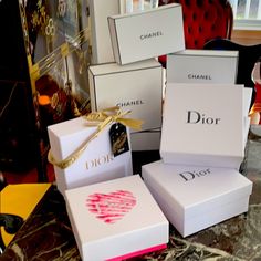 Assorted Size Authentic Chanel Gift Boxes - Absolutely Perfect Size 6x9 Sells For $50.00 Size 9x9 Sells For $65.00 Dior Gift, Accessories Dior, Dior Boots, Chanel Hat, White Baseball Cap, Scout Bags, Chanel Pearls, Dior Accessories, Box Branding