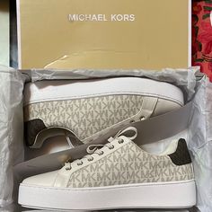 Michael Kors Never Worn Poppy Lace Up Sneakers Nwot Color: Vanilla Size: Women Us 10 Lace Up Sneakers, Casual Sneakers, Vanilla, Size 10, Lace Up, Sneakers