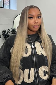 Blonde Hair Black Women Outfits, Blonde Wig Black Women, Frontal Wig Hairstyles, Ash Blonde Hair, Frontal Hairstyles, Hair Laid, Front Lace Wigs Human Hair