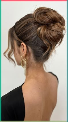 Discover the best messy buns for medium hair in 2024 with our curated list of 24 stunning options. These styles are designed to add volume and texture, enhancing your natural beauty. Find the perfect messy bun to match your medium-length hair and stay on-trend with these chic ideas. Hair Upstyles High Bun, Wedding Updo Medium Length, High Hair Bun Wedding, Top Bun Bridesmaid Hair, Bun For Wedding Hair, Medium High Bun Wedding Hair, High Upstyles For Medium Hair, Updo Hairstyles With Accessories, Simple High Updos For Medium Hair