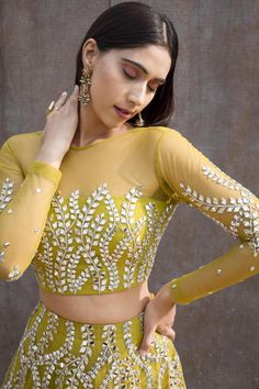 Illusion Blouse Design, Mirror Work Haldi Outfit, Fabric Lehenga Design, Lehnga Inspiration, Mirror Work Fabric, Mirror Lehenga, Mirror Blouse Design, Mirror Work Embroidery, Traditional Ideas