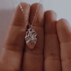 hi everyone! want you to know im okay i just needed a break <3 Colares Aesthetic, Pretty Silver Jewelry, Doctor Jewelry, Edgy Jewelry, Pretty Jewelry Necklaces, Medical Jewelry, Classy Jewelry, Fancy Jewellery