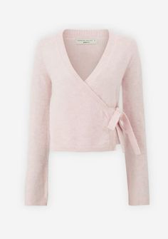 Pink Workout Clothes, Frank Ocean Songs, Green Smoothie Girl, Knitted Wrap, Pink Workout, Silk Robe, Wrap Cardigan, Dream Clothes, Fitness Inspo