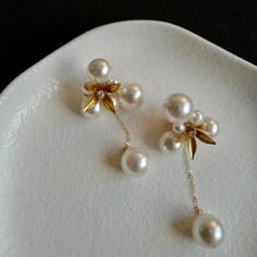 Elegant Pearl Drop Cluster Earrings, Pearl Bridal Jewelry Sets, Pearl Flower Earrings, Wedding Earrings Drop, Bridal Jewelry Collection, Bridal Flower, Earrings Design, Bridal Earrings Pearl, Pearl Cluster