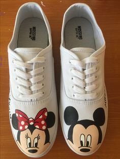 Sharpie Shoes, Mickey Shoes, Foot Shoes, Minnie Mouse Shoes, Painted Shoes Diy, Painted Canvas Shoes, Diy Sneakers