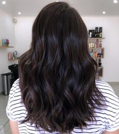 Solid Dark Brown Hair, Dark Brown Hair Balayage, Black Hair Balayage, Dark Brunette Hair, Dark Brunette, Brunette Balayage Hair, Brown Hair Balayage, Pinterest Hair, Hair Stylies