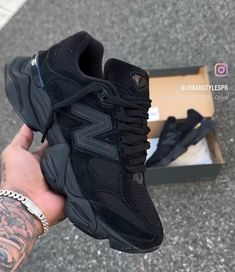 All Black Shoe, Sneakers For Women Outfit, Black Sneakers Women, Black New Balance, Nike Shoes Women Fashion, Graffiti I, New Balance Trainers, Balance Trainers