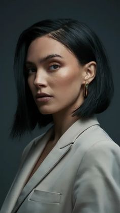 Discover 33 trendy asymmetrical hairstyles for 2025, perfect for short, medium, and long hair. Explore bold looks like asymmetrical bobs, pixies, and layered cuts, tailored for women with thin or thick hair, curly or wavy textures. Get inspired with edgy styles for round faces, prom, and everyday wear!