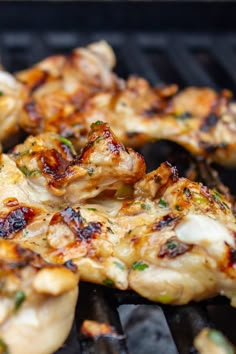 Vietnamese Grilled Chicken, Rice Noodle Bowls, Vegetarian Fish Sauce, Chicken On The Grill, Marinated Chicken Recipes, Vietnamese Chicken, Grilled Chicken Recipe, Vegan Fish, Rice Noodle