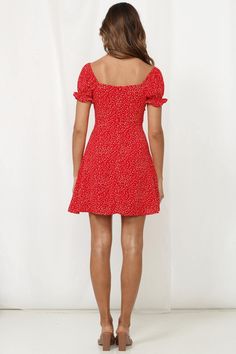 Length from shoulder to hem of size S: 81cm. Red print mini dress. Lined. Cold hand wash only. Model is a standard XS and is wearing size XS. True to size. Lightweight, non-stretchy woven fabric. Invisible back zipper. Print placement may vary. Polyester. Bored of your bland colour palette Be the next Queen Bee of fashion in our Roll The Cameras Dress! Inspired by your recent searches, we鈥檝e really upped the saturation of your red hot mini dresses! This mini dress features a perfectly feminine a Fitted Printed Mini Dress, Fitted Ditsy Floral Print Mini Dress, Fitted Red Mini Dress, Red Fitted Mini Dress With Floral Print, Red Fitted Floral Print Mini Dress, Floral Print Stretch Mini Dress, Casual Printed Mini Dress, Red Printed Mini Dress, Red Ruched Off-shoulder Mini Dress