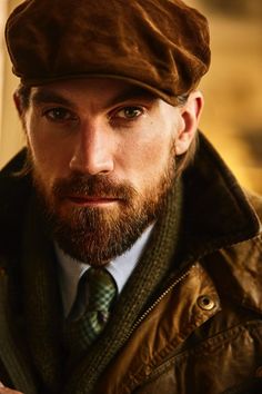 Henrik Fallenius is front and center in a charming fall look from Polo Ralph Lauren. Henrik Fallenius, Handsome Bearded Men, Beard Shapes, Best Beard Styles, Soul Artists, Interview Style, Flat Caps, Great Beards, Stylish Mens Fashion