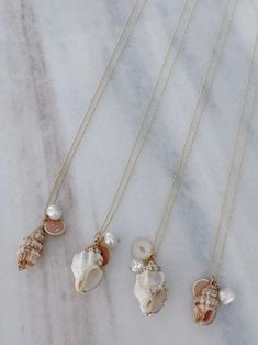 قلادات متدلية, Ocean Jewelry, Jewelry Accessories Ideas, Dope Jewelry, Shell Jewelry, Girly Jewelry, Pretty Selfies