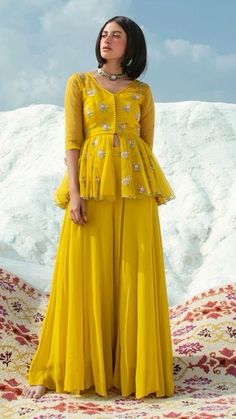 Haldi Dress, Trendy Outfits Indian, Indian Outfits Lehenga, Salwar Kamiz, Indian Gowns Dresses