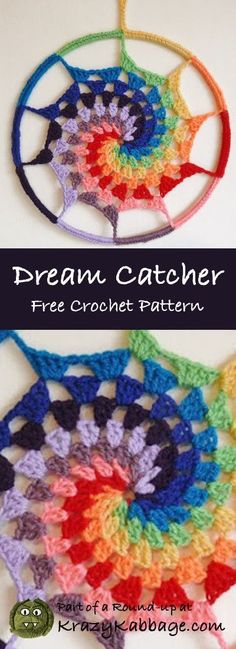 two crocheted circulars with the words dream catcher on them