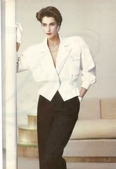 YSL Yves St. Laurent 1980's | Bias Architect | Bloglovin’ 1980s Fashion Women, Look 80s, 1980’s Fashion, Yves St Laurent, Fashion 1980s, 90s Fashion Women, St Laurent, Fashion 80s