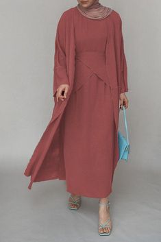 Light Pink three piece maxi abaya with apron and inside out stitching - ANNAH HARIRI Modest Solid Color Floor-length Abaya, Modest Floor-length Abaya, Solid Color Long Maxi Dress For Eid, Long Abaya With Modesty Panel, Plain Maxi Length Abaya, Modest Long Plain Abaya, Annah Hariri, Modest Activewear, Full Coverage Swimsuit