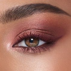 Luxury Palette, Charlotte Tilbury Pillow Talk, Make Up Designs, Maquillage On Fleek, Hazel Eye Makeup, Makeup For Hazel Eyes, Eye Makeup Pictures, Eye Makeup Designs