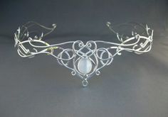 Etsy- SilverMoon Circlet Headpiece Wedding Bridal Celtic Elven Medieval Fairytale Renaissance Headdress Tiara Medieval Fairy, Skin Changer, Bridal Circlet, Thorin Oakenshield, Crown Headband, Head Piece, Headpiece Wedding, Wedding Crown, Celtic Jewelry