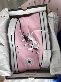 cute, pink, light pink, converse, pink converse, fresh out the box, aesthetic, comfortable, shoes, womens shoes, girl, girl life, teenage girl, pintrest, baby pink, rosa, rose, Baby Pink Outfit Aesthetic, Light Pink Converse Outfit, Pink Quince Shoes, Pink Converse Outfit Ideas, Girl Shoes Aesthetic, Aesthetic Pink Shoes, Shoes For Teenage Girl, Pink Aesthetic Shoes, Shoes Pink Aesthetic