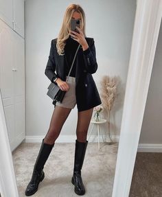 Outfit Botas, Stylish Winter Outfits, Winter Fashion Outfits Casual, Cold Outfits, Paris Outfits, Outfit Inspo Fall, Autumn Outfit