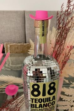 These amazing party ideas for an 21st birthday are literally perfect! She even included decorations they will love! Ideas For 21st Birthday, Diy 21st Birthday Gifts, Cute Party Decorations, 21st Birthday Party Themes, Birthday Party Theme Ideas, 21st Birthday Themes, Decorated Liquor Bottles, Party Theme Ideas