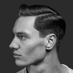 Classic Haircut Men Classy, Michael Gray Peaky Blinders, Shelby Haircut, Gentleman Style Haircut, Peaky Blinders Haircut, Peaky Blinders Hair, Regal Gentleman, Vintage Haircut, Vintage Hairstyles For Men