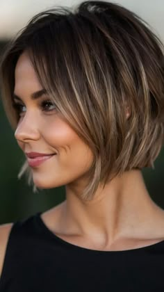 Mid To Short Hairstyles, Midi Bob Haircut With Bangs, Short Hairstyles For Round Face Shape, Short Hairstyles For Long Face Shape, Feminine Haircuts Medium, Hair Cuts For Fine Thinner Hair, Long Pixie Cut Round Face, Short Hair Cuts For Women Round Shape, Medium Length Haircut For Fine Hair Round Face