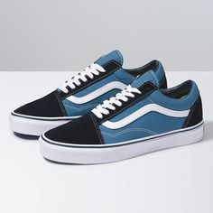 Unisex Old Skool SneakerDetails: Unisex sizing Please see size chart for size Vans style# Vn000d3hnvy Blue Old Skool Vans, Vans Old Skool Navy, Estilo Vans, Rajat Tokas, Tennis Vans, Vans Vintage, Vans Old Skool Low, Old School Vans, Tenis Vans