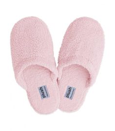 Surround your feet in cozy luxury. These ultra-plush microfiber slippers keep feet warm in cool weather – the foam padded soles add an extra level of "walking on clouds" comfort. They're so warm, fuzzy and comfortable... you may never take them off. Nana Shoes, Cashmere Loungewear, Women Shoes Heels, Slippers Christmas, Cozy Luxury, Air Shoes, On Clouds, Fuzzy Slippers, Walking On Clouds