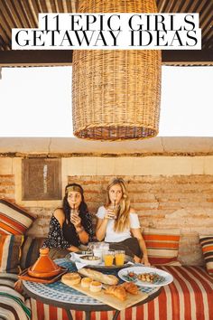 11 Epic Girls Getaway Ideas to Start Planning Now Girls Trip Destinations, Asia Aesthetic, Swag Dress, Girls Weekend Getaway, Aesthetic Graphics, Friend Vacation, Travel Girl, Girls Vacation, Shoes Diy