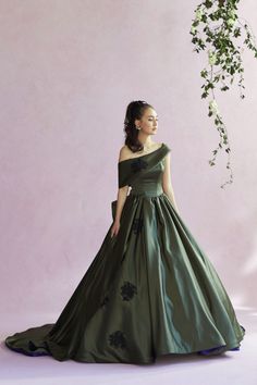 Color Dress, Ball Gowns Wedding, Ball Gown Wedding Dress, Gown Wedding Dress, Fancy Dresses, Green Dress, Wedding Gowns, Ball Gowns, Colorful Dresses