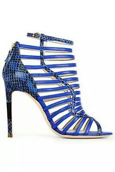 .... Spring Sandals, Stunning Shoes, Hot Heels, Kinds Of Shoes