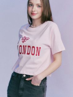 This is a casual and trendy top by MOONFAIRY that is made out of high quality and sturdy material. With distinctive mood of the design and comfortable wear, you can style it for your casual daily outfit.- Unique graphic artwork detail- Soft and sturdy cotton 100% fabric- Young and feminine mood Spring Pink T-shirt With Logo Print, Casual Pink Slogan T-shirt, Pink Relaxed Fit T-shirt With Letter Print, Pink Slogan T-shirt With Short Sleeves, Pink Y2k T-shirt With Letter Print, Trendy Pink T-shirt With Text Print, Urban Pink T-shirt With Relaxed Fit, Urban Pink Tops For Spring, Urban Style Pink Tops For Spring