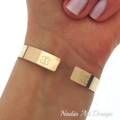 Medical ID Bracelet - Medical Emergency Symbol gold Bracelet Medical Alert Jewelry, Medical Alert Bracelet, Medical Id Bracelets, Medic Alert Bracelets, Medical Bracelet, Awareness Bracelet, Medical Alert, Gold Engraving, Bracelet Diy