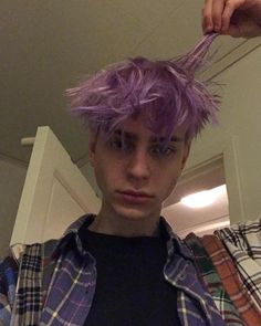 Boys Dyed Hair, Violet Pastel, Men Hair Color, Hampi, Dye My Hair, Bleached Hair, Boy Hairstyles, Aesthetic Hair, Purple Hair