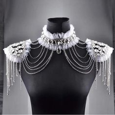 The Rhinestone Bridal Shoulder Chain Tassel Is The Perfect Glam Accessory And Bridal Cover Up, For Strapless Wedding Dresses. Shoulder Length: 20-22 Inches (One Size Fits All) #Shouldertassel #Rhinestonetassel #Straplessdress #Coverup #Chaintassel #Rhinestones #Bridalstyle #Bridalcoverups Jóias Body Chains, Festival Outfits Men, Shoulder Knots, Festival Outfits Women, Shoulder Jewelry, Shoulder Necklace, Bridal Cover Up, Festival Costumes, Lace Necklace