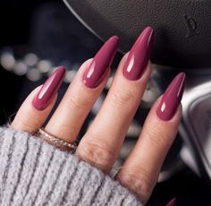 Dark Nails Ideas, Monochromatic Nails, Mauve Nails, Wine Nails, Simple Fall Nails, Wedding Nails Glitter, Diva Nails, Casual Nails, French Acrylic Nails