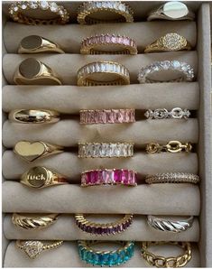 قلادات متدلية, Rings And Bracelets, Inexpensive Jewelry, Expensive Jewelry Luxury, Girly Accessories, Fancy Jewellery