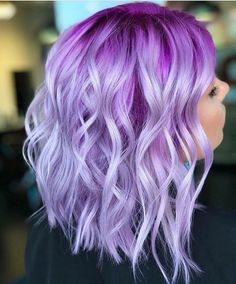 Purple to lilac ombré Exotic Hair Color, Violet Hair Colors, Exotic Hairstyles, Purple Ombre Hair, Makeup Tip, Violet Hair, Layered Hairstyles