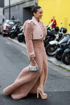 2024 Street Style, Heart Evangelista, Chic Clothing Style, Fashion Week 2024, Maximalist Style, Royal Family Fashion, Fashion Network, Paris Haute Couture, Kate And Meghan