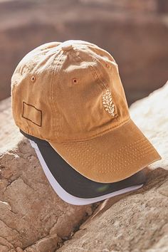 Movement Logo, Free People Hat, Cute Hiking Outfit, Green Baseball Cap, Baseball Cap Outfit, Granola Girl Aesthetic, Cap Outfit, Knitted Balaclava, Black Bucket Hat