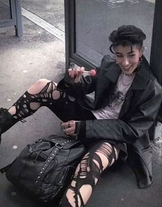 Pastel Goth Male Outfit, Goth Summer Outfits Men, Pastel Goth Outfits Boy, Trad Goth Outfits Men, Male Punk Outfits, Goth Boy Outfits, Alt Wardrobe, Goth Outfits Men, Goth Summer Outfits