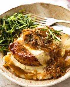 French Onion Smothered Pork Chops on mashed potato with a side of sautéed snow pea sprouts French Onion Smothered Pork Chops, Onion Smothered Pork Chops, French Onion Pork Chops, Shake Recipes Healthy, Pan Seared Pork Chops, Smothered Pork, Smothered Pork Chops, Juicy Pork Chops, Bangers And Mash