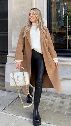 Causal Fall Outfits, Freya Killin, Rome Outfits, Nyc Winter Outfits, Summer Business Casual Outfits, Ny Outfits, Nyc Outfits, New York Outfits, Stylish Maternity Outfits