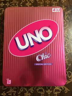 uno chic special edition card game box