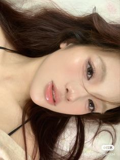 Korean Makeup Look Cool Tone, Super Light Makeup Looks, Muted Makeup Looks, Natural Makeup Korean, Cool Tone Makeup Looks, Asian Makeup Natural, Light Makeup Looks, Soft Makeup Looks, Korean Eye Makeup