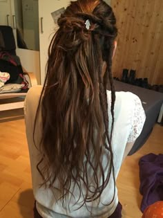 dreads im unterhaar Short Haircut Tutorial, Short Haircut For Women, Haircut For Women, Haircut Tutorial, Dreadlock Styles