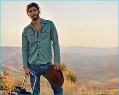 Alex Libby embraces rugged style in a two-pocket shirt from Abercrombie & Fitch. Alex Libby, Landscaping Logo, Male Fashion Photography, Abercrombie Men, Men's Summer Fashion, Man Of The House, Red Wing Boots, Palm Spring, 2016 Menswear